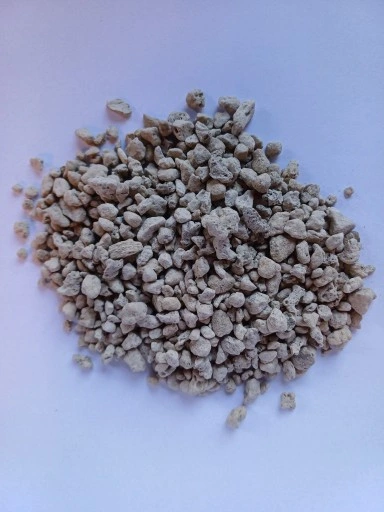 Terra World Pemza 2-4mm , 2L